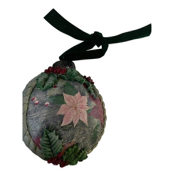 Handmade one of a kind Christmas Ornament Poinsetta - Picture 6 of 10